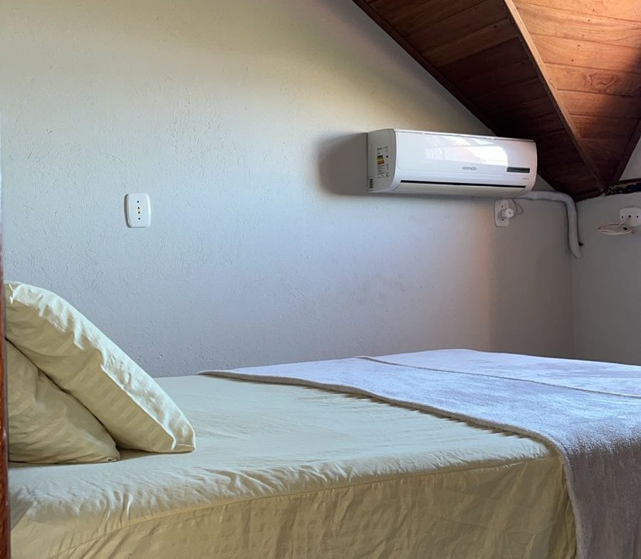 Casa com piscina aluguel temporada na Pinheira