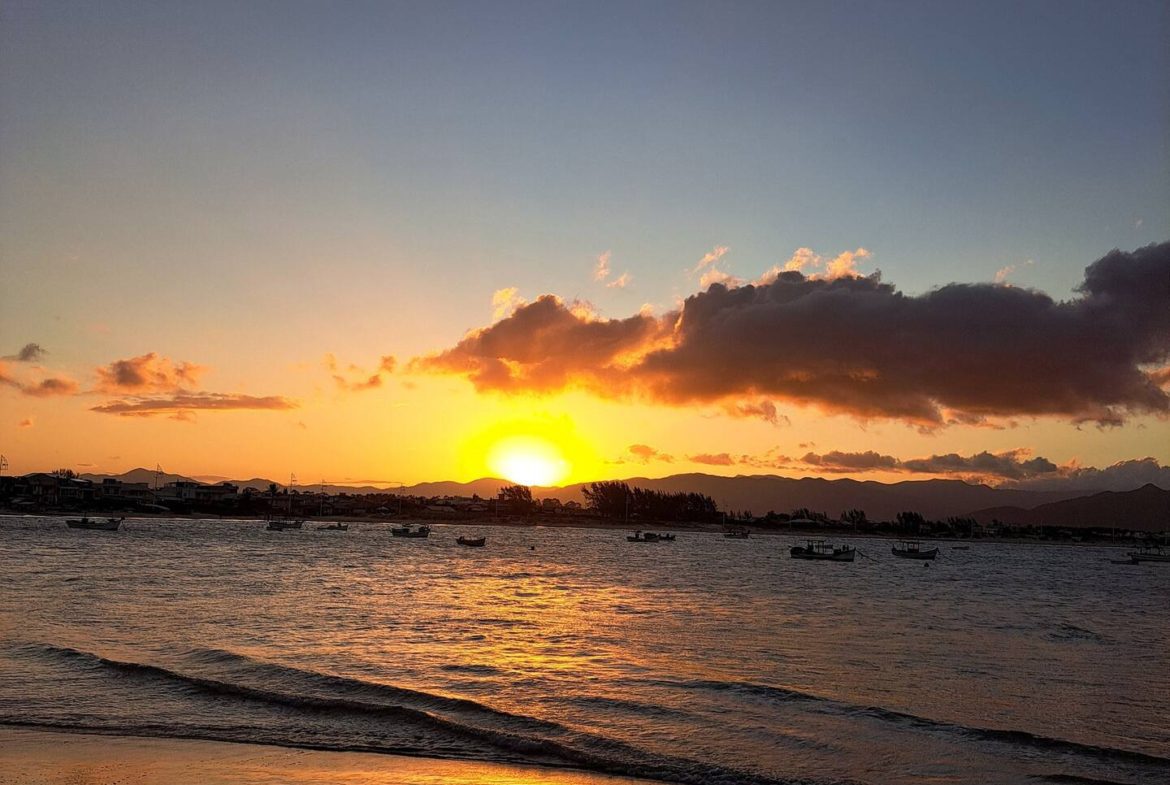 Hospedagem Sant mar – A 60m do Mar – Praia da Pinheira