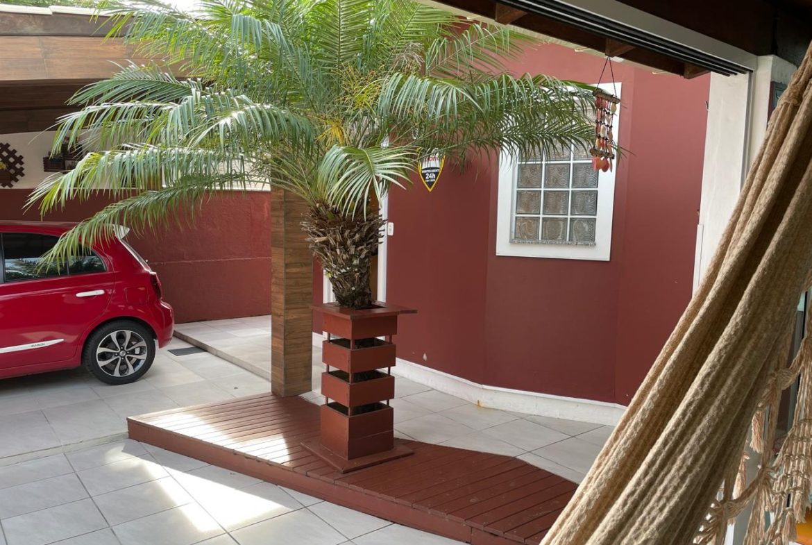 Casa na praia de baixo – Pinheira