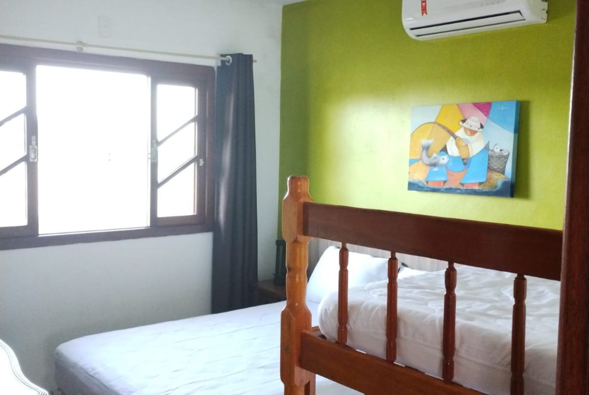 Casa do Silvano Corrêa – Frente para o Mar na Praia da Pinheira