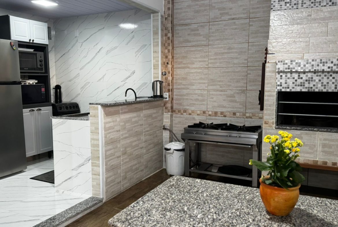 Casa com piscina aluguel temporada na Pinheira