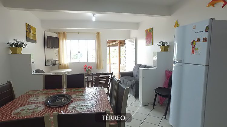 Casa do Tônico de frente para o mar na Pinheira