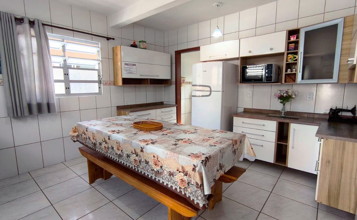 Hospedagem Sant’Mar pé na areia – Praia da Pinheira