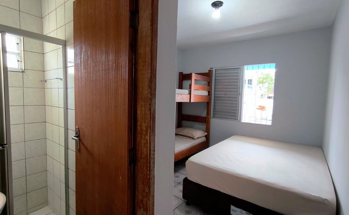 Hospedagem Sant’Mar pé na areia – Praia da Pinheira