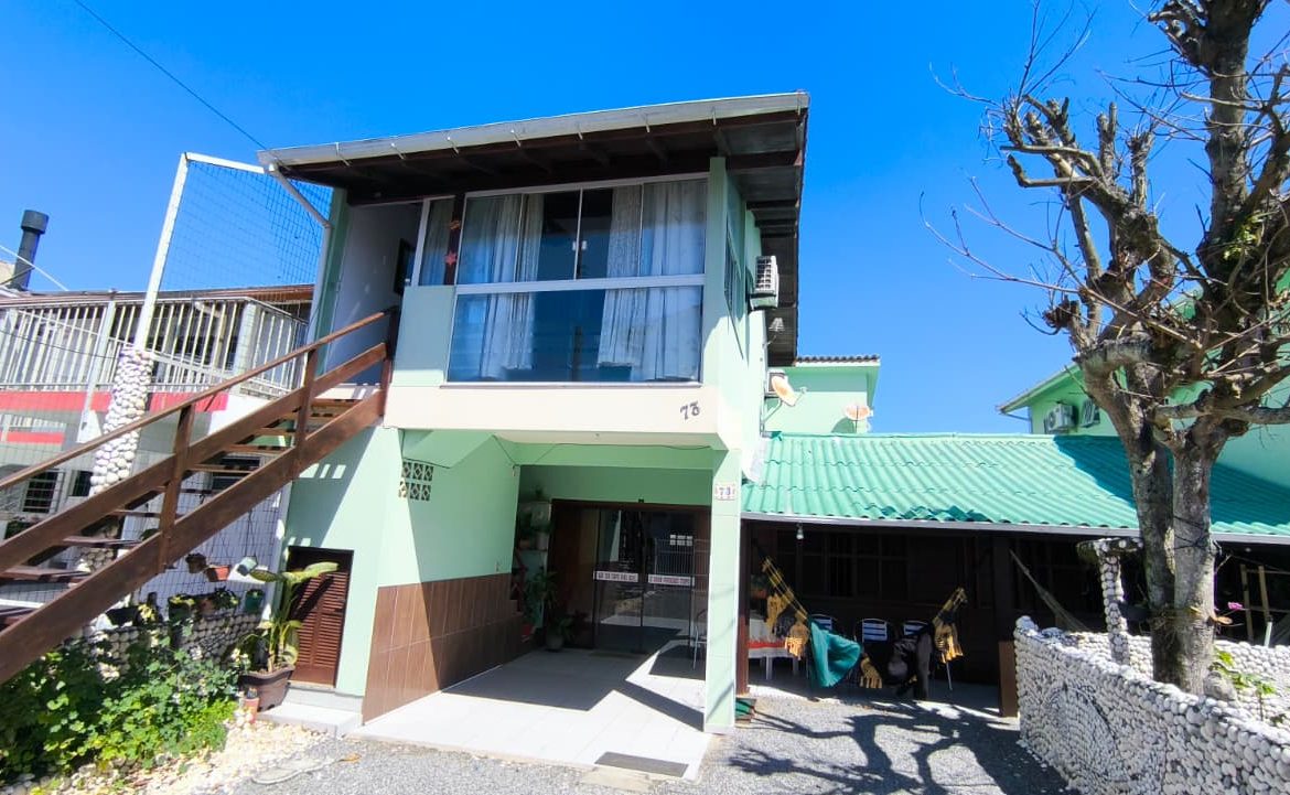 Aptos dona Glória praia de baixo Pinheira