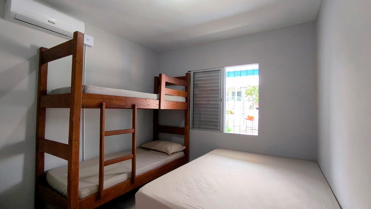 R008 Hospedagem Sant’Mar pé na areia – Praia da Pinheira
